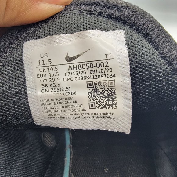 Nike Air Max 270 Mens 11.5 Black White Sneaker Shoes Athletic Comfort AH8050-002 main image 12